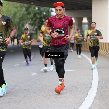 Runner Photo 6446526