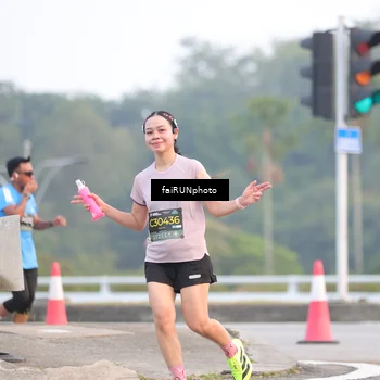 Runner Photo 6446534