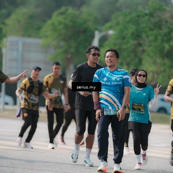 Runner Photo 6446548