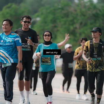 Runner Photo 6446562
