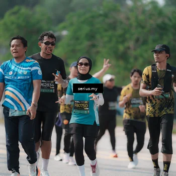 Runner Photo 6446563