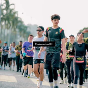 Runner Photo 6446568