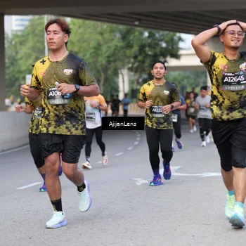 Runner Photo 6446591