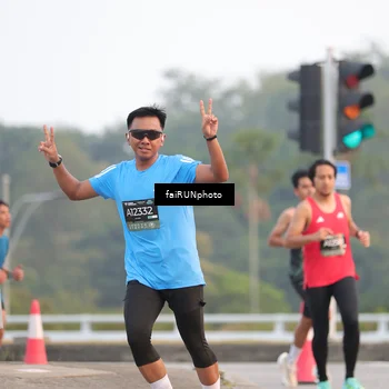 Runner Photo 6446616
