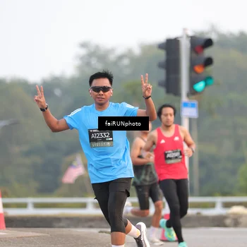Runner Photo 6446619