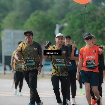 Runner Photo 6446628