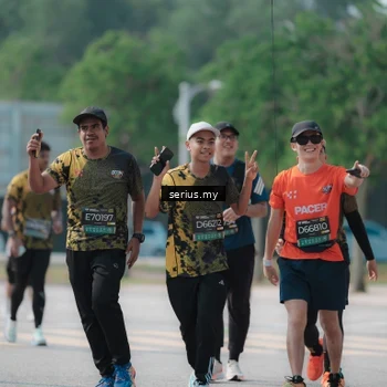 Runner Photo 6446631