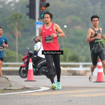 Runner Photo 6446654