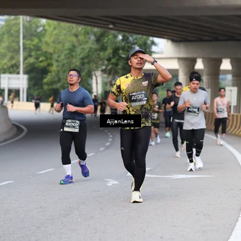 Runner Photo 6446665