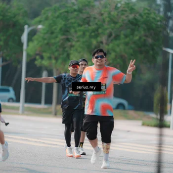 Runner Photo 6446672