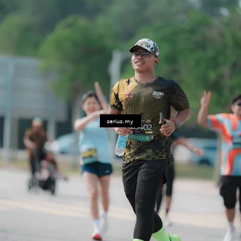 Runner Photo 6446673