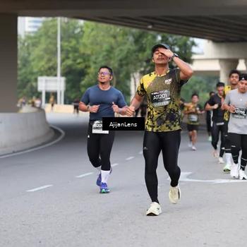 Runner Photo 6446676