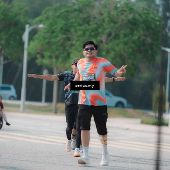 Runner Photo 6446677