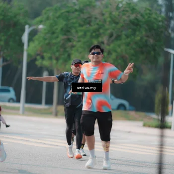 Runner Photo 6446680