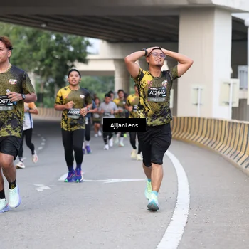 Runner Photo 6446685