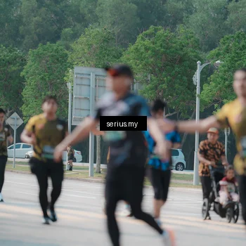 Runner Photo 6446715