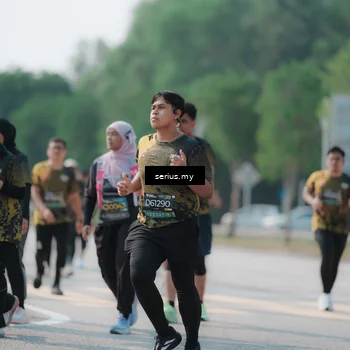 Runner Photo 6446737