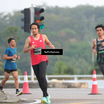 Runner Photo 6446772