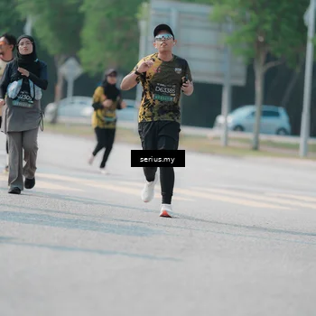 Runner Photo 6446782