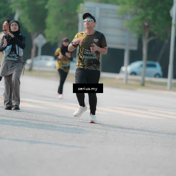Runner Photo 6446786