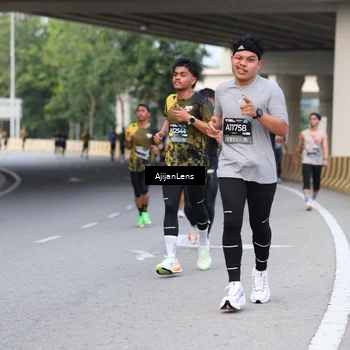 Runner Photo 6446791