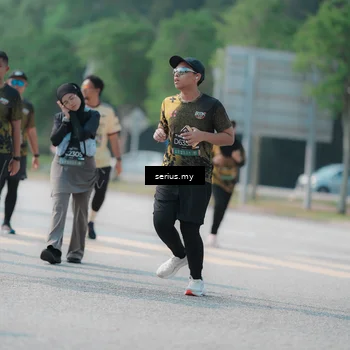 Runner Photo 6446818