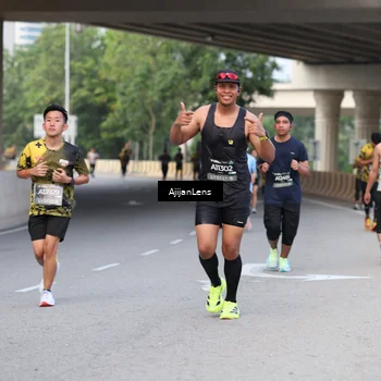 Runner Photo 6446823