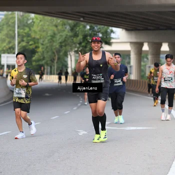 Runner Photo 6446839