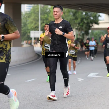 Runner Photo 6446854