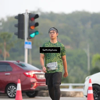 Runner Photo 6446871