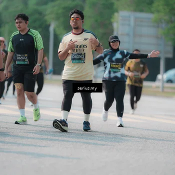 Runner Photo 6446873