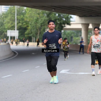 Runner Photo 6446887