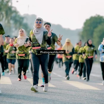 Runner Photo 6446888