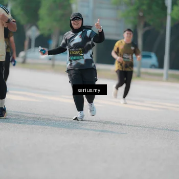 Runner Photo 6446893