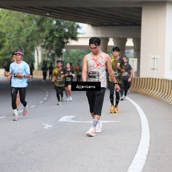 Runner Photo 6446935