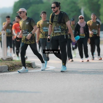 Runner Photo 6446940