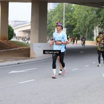 Runner Photo 6446953