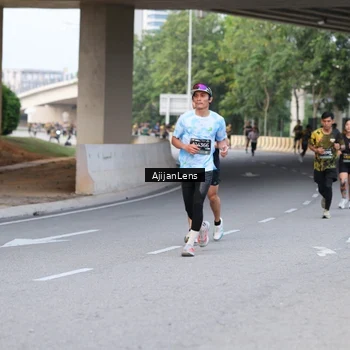 Runner Photo 6446954