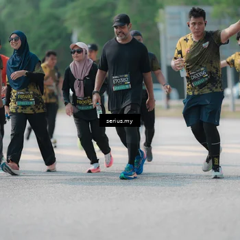 Runner Photo 6446975