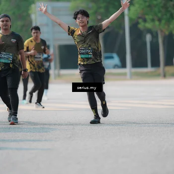 Runner Photo 6447006