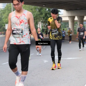 Runner Photo 6447009