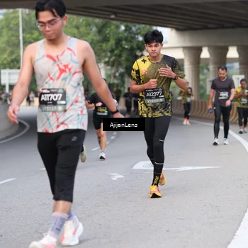 Runner Photo 6447027