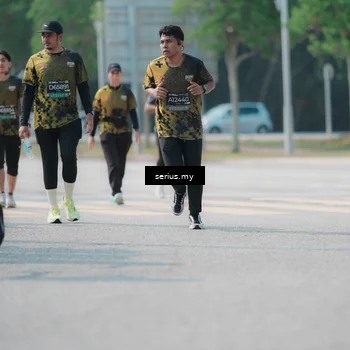 Runner Photo 6447042