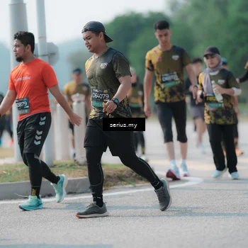 Runner Photo 6447045