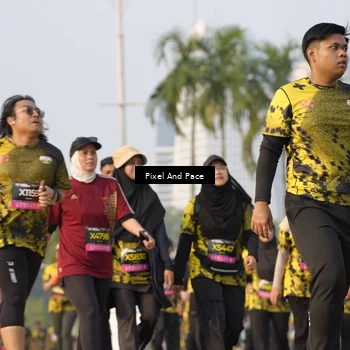 Runner Photo 6447057