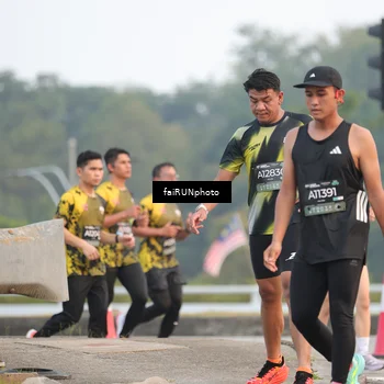Runner Photo 6447059