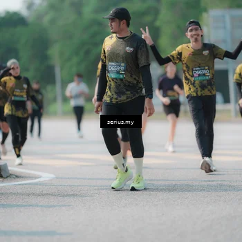 Runner Photo 6447065