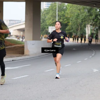 Runner Photo 6447068