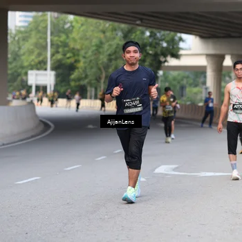 Runner Photo 6447070
