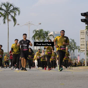Runner Photo 6447078